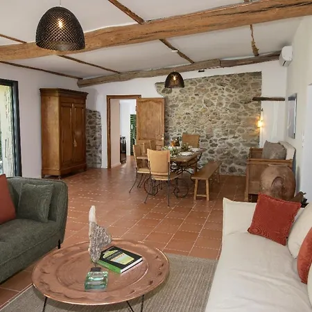 Les Granges Classe 5 Etoiles Antisanti