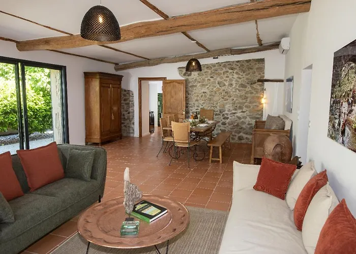 Les Granges Classe 5 Etoiles Antisanti